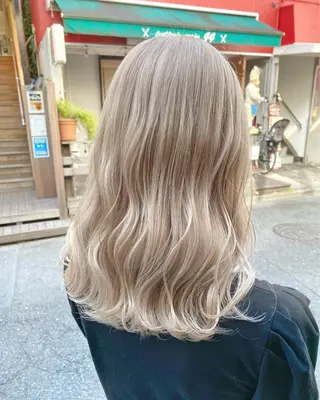 ロング カラー ブリーチ指名No.1 Daikiのヘアスタイル