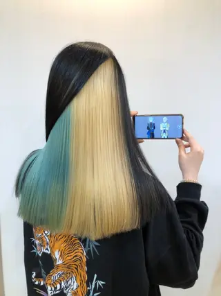 セミロング カラー 推しカラー✨ オタク美容師ユウカのヘアスタイル