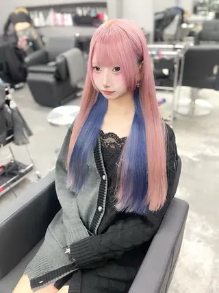 ロング カラー 紺エクステ デザインカラーのヘアスタイル