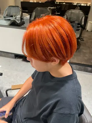 カラー メンズ karin ボブハイトーンのヘアスタイル