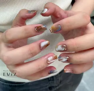 ネイル nailstudio eviz新宿店のネイルデザイン