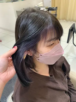 ミディアム カラー 金澤 夏海のヘアスタイル