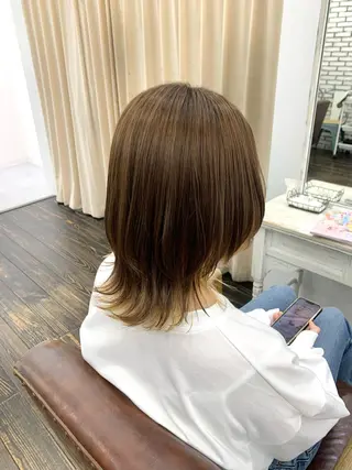 ミディアム カラー レイヤー ハイトーン 暖色⭐︎KANAKOのヘアスタイル