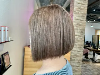 ミディアム SALOWIN心斎橋Suite店所属・洗っても取れない 髪質改善|OJIROのヘアスタイル