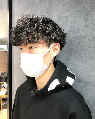 パーマ ヘアアレンジ メンズ ainico+所属・メンズ特化✂️栗原 侑也のヘアスタイル