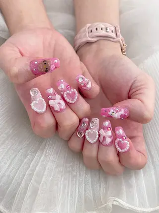 ネイル 五十嵐 美智のネイルデザイン