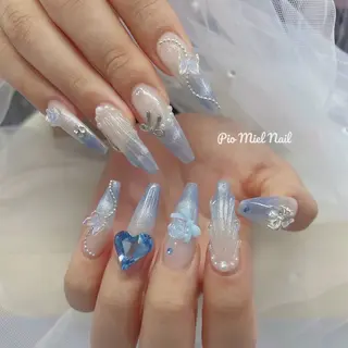 ネイル Pio Mielのネイルデザイン