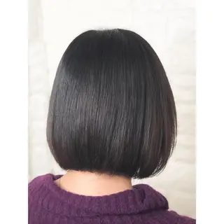 ショート カラー パーマ KIZU 髪質改善 怪談を語る美容師のヘアスタイル