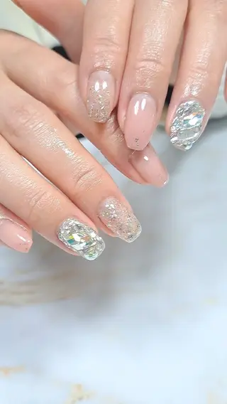 ネイル B-BAUM  nailsalon のネイルデザイン