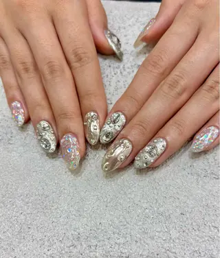 ネイル 安藤 彩乃のネイルデザイン