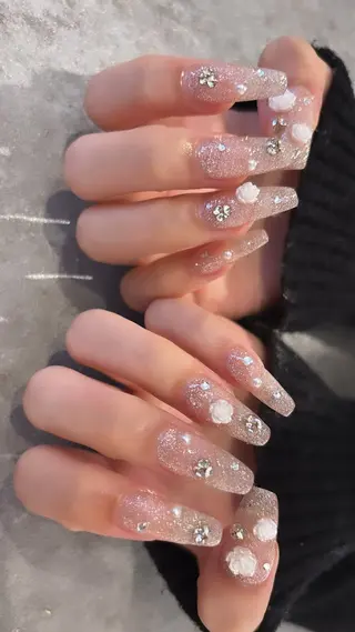 ネイル Mignon所属・Mignon 、のネイルデザイン