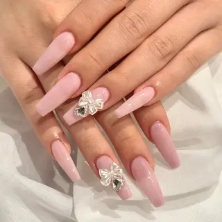 ネイル fein. rion☁️のネイルデザイン