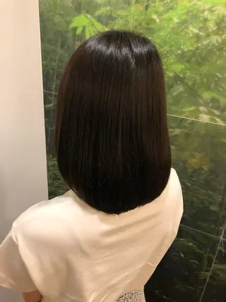 ミディアム 美髪/髪質改善 レイヤー/透けカラーのヘアスタイル