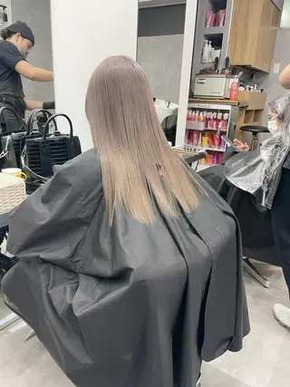 セミロング カラー 湯田実津希🤎 ﾐﾙｸﾃｨ専門のヘアスタイル