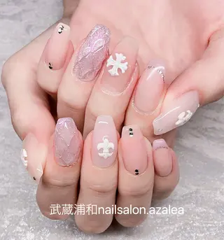 ネイル R inのネイルデザイン