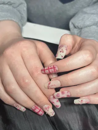 ネイル hello.nail所属・Horie 雪のネイルデザイン