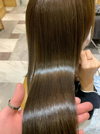 セミロング カラー レイヤーカット/ 顔周り 五島巨幹のヘアスタイル