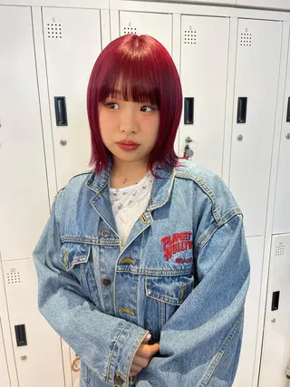 カラー 🎀ボブ＋ハイトーン シュカ👶🏻のヘアスタイル