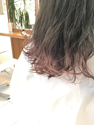 ミディアム カラー 白髪ぼかしハイライト 柳川拓哉のヘアスタイル