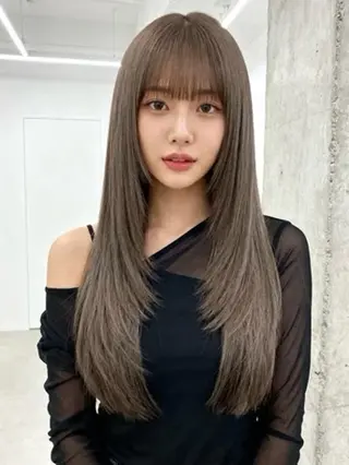 セミロング カラー 韓国レイヤーカット 🫧大阪梅田レイヤーのヘアスタイル