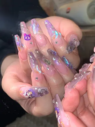 ネイル NES NAIL所属・さゆり￤推しキャラ ￤ロングネイル🩷のネイルデザイン