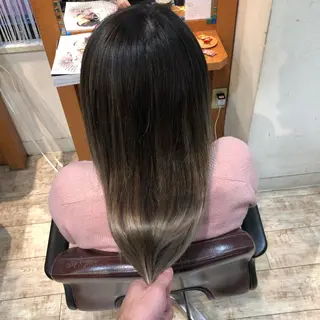 ロング カラー 100%髪質改善特化 TRUNSのヘアスタイル