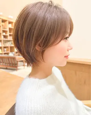 ショート カラー RIN／韓国ヘア レイヤーカットのヘアスタイル