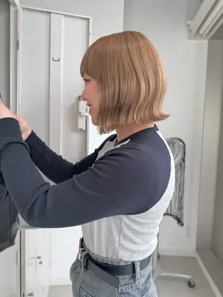 ショート 店長　MANAMI ／ブリーチ／骨格ボブのヘアスタイル
