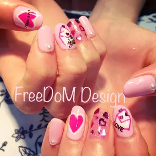 ネイル ＦreeDoＭ   Design所属・W KUMIのネイルデザイン