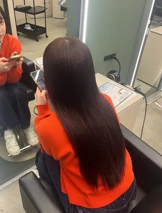 カラー RONND   Weg所属・海瑠万／メンズパーマ ／ブリーチ／フェードのヘアスタイル