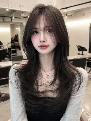 ロング カラー レイヤーカット✨ 福井雄登のヘアスタイル