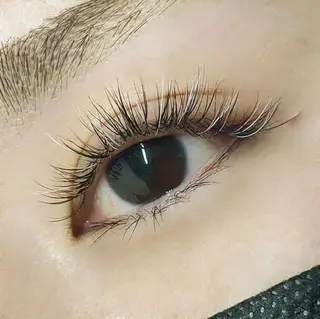 マツエク・マツパ Aglaia🌸 DENのネイルデザイン