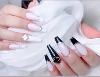 セミロング Ayumi nails川崎店のネイルデザイン