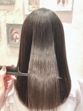 ミディアム 代表山口ひな 髪質改善のプロのヘアスタイル