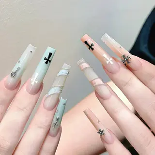 ネイル 清水 亞美のネイルデザイン