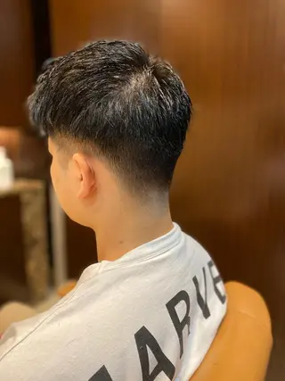 ショート 佐々木 宥人のヘアスタイル