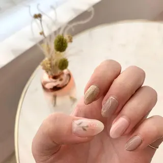 ネイル Y Harunaのネイルデザイン