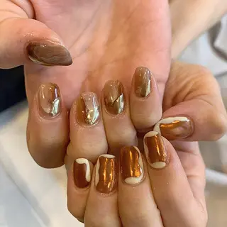 ネイル ヤマダ サクラのヘアスタイル