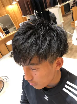 メンズ 大阪メンズヘアのプロ 高橋 直希のヘアスタイル