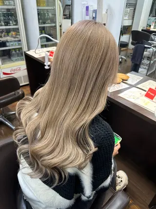 ロング 植田 /エクステ /ブリーチ/髪質改善のヘアスタイル