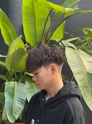 パーマ メンズ 岩内 皓大のヘアスタイル