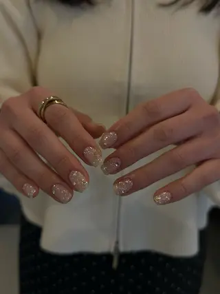 カラー NINE_ SAKIのネイルデザイン