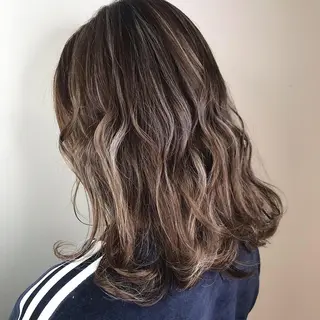 ミディアム カラー Lien 深井店のヘアスタイル