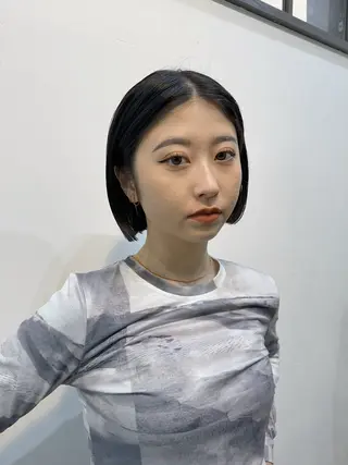 ミディアム カラー 山中 束真のヘアスタイル