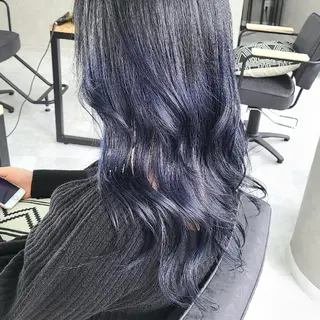 セミロング カラー グラデ❣️インナー 派手髪Fumiyoのヘアスタイル