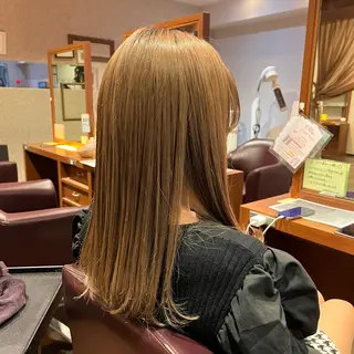 ロング カラー よしだ しおりのヘアスタイル