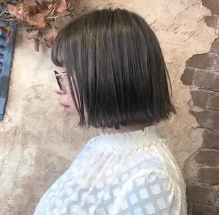 ショート カラー ブリーチ、パーマ 西部笑のヘアスタイル