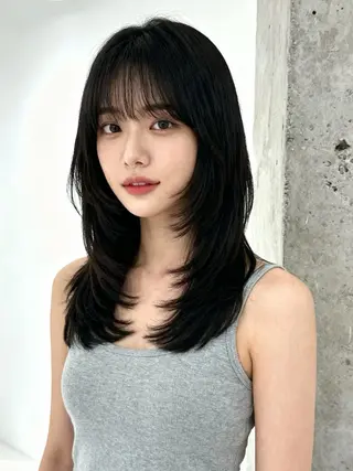 ミディアム カラー 韓国レイヤーカット 🫧大阪梅田レイヤーのヘアスタイル