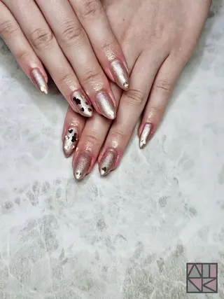 ネイル WINK所属・吉澤 響香のネイルデザイン