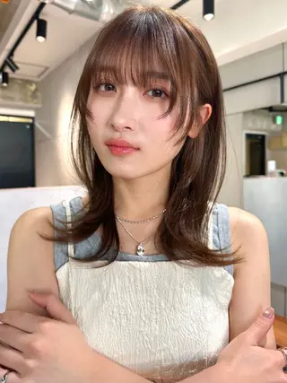 ミディアム カラー パーマ 🫧小顔×似合わせ× 透明感カラー🫧のヘアスタイル